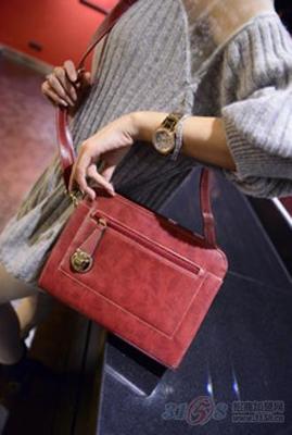 復古時尚新風尚 油皮粗線插鎖定型包，休閑簡約的單肩手提藝術