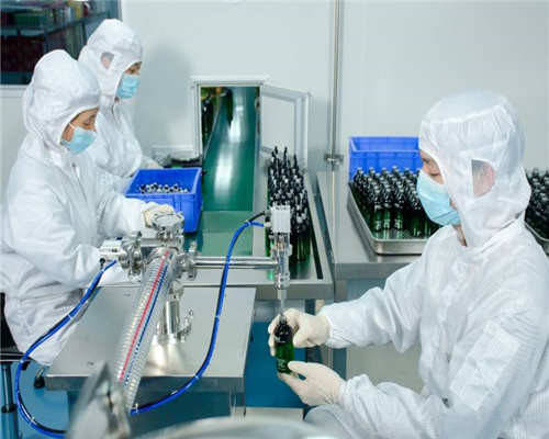 從代加工到自主品牌 箱包產業的起跑線與蛻變之路